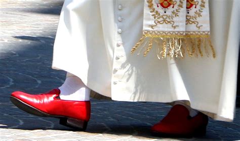 pope benedict xvi red shoes|symbolism of red shoes.